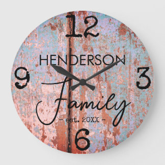 Grande Horloge Ronde Nom de famille en bois faux vieilli de style ferme