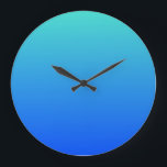 Grande Horloge Ronde Ombre bleu turquoise<br><div class="desc">arrière - plan simple,  bleu clair et bleu turquoise,  sombre ou dégradé. Vous pouvez ajouter un message personnalisé.</div>