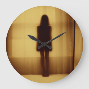 Grande Horloge Ronde Ombre dans les profondeurs de la lumière