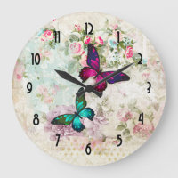 Papillons roses et verts sur les roses vintages