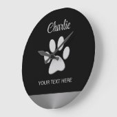 Grande Horloge Ronde Paw Chien Argent sur arrière - plan noir (Angle)