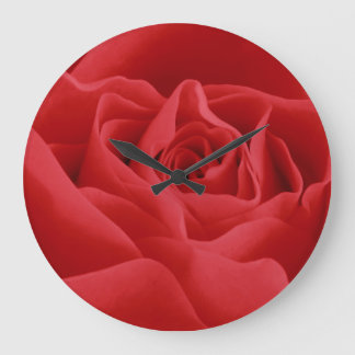 Grande Horloge Ronde Pétales de rose rouges