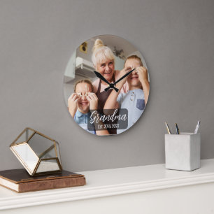 Grande Horloge Ronde photo de grand-mère avec écriture blanche