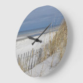 Grande Horloge Ronde Plage et barrière de sable (Angle)