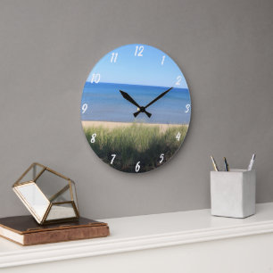 Grande Horloge Ronde Plage Ocean Water Sky Blue Green Shore Pittoresque