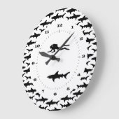 Grande Horloge Ronde Plongeur et école de requins zone de danger (Angle)