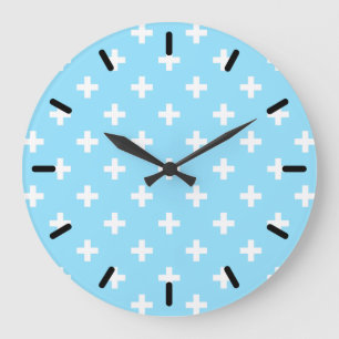 Grande Horloge Ronde Polka blanche croise sur bleu bébé