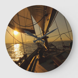 Grande Horloge Ronde Pont Sailboat, Heading Into Setting Sun