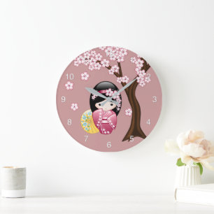 Grande Horloge Ronde Poupée Kokeshi de printemps - Jolie Geisha japonai