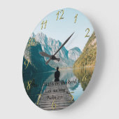 Grande Horloge Ronde Psaume 23:1 assis sur le quai (Angle)