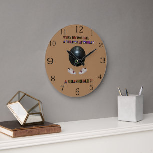 Grande Horloge Ronde Qu'Est-Ce Que Vous Appelez Un Cher Au Pelouse Bowl