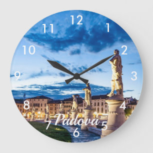 Grande Horloge Ronde Rangée de statues illuminées à Padova