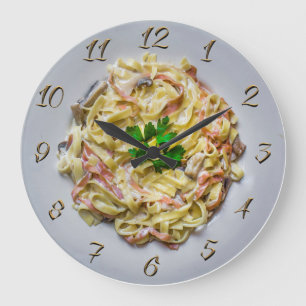 Grande Horloge Ronde restaurant (fettuccine)