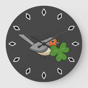 Grande Horloge Ronde Robin mignon avec Shamrock en caricature