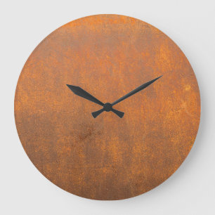 Grande Horloge Ronde Rouille noire, texture métallique gros plan.