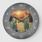 Grande Horloge Ronde Rustic chalkboard custom family photo (Recto)