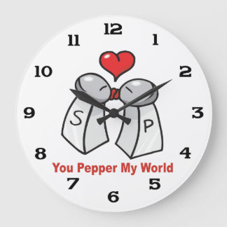 Grande Horloge Ronde Salt Pepper Shaker Valentines