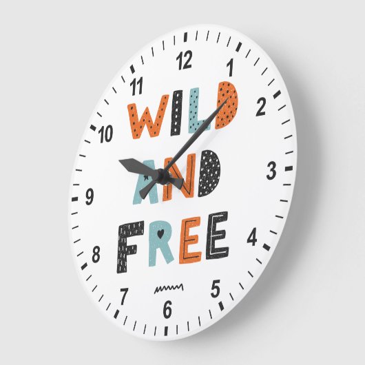 Grande Horloge Ronde Sauvage et libre | Lettres Doodle (Angle)