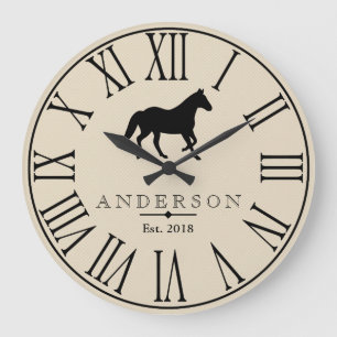 Grande Horloge Ronde Silhouette Rustique Black Horse & Nom de famille