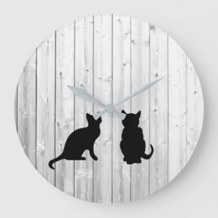 Grande Horloge Ronde Silhouettes modernes de chats noirs sur le shiplap