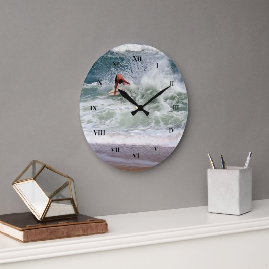 Grande Horloge Ronde Skimboard par Shirley Taylor (Bureau)