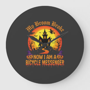 Grande Horloge Ronde Sorcière de messager de vélo de Halloween Broom a