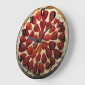 Grande Horloge Ronde Strawberry Cream Pie Wall Clock (Angle)