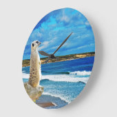 Grande Horloge Ronde Suricate à la plage, (Angle)