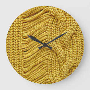 Grande Horloge Ronde Sweater jaune douillet : Arrière - plan texturé