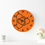 Grande Horloge Ronde Symbole de l'énergie atomique Science et technolog<br><div class="desc">Gardez du temps dans le style électrifiant avec cette horloge murale moderne d'énergie atomique. Présentant un audacieux atome noir et un design éclair sur un arrière - plan orange vif, cette horloge apporte une ambiance futuriste scientifique à n'importe quel espace. Idéal pour les salles de classe, les laboratoires, les bureaux...</div>