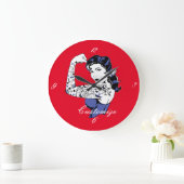 Grande Horloge Ronde Tattoo Girl Arm Up Thunder_Cove (Maison)