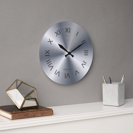 Grande Horloge Ronde Texture Gris Argent Métallisé Monogramme Personnal (Bureau)