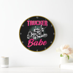 Grande Horloge Ronde Titre en six mots : Trucker Babe Pink Gold Force