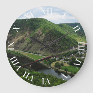 Grande Horloge Ronde Train de voyageurs d'Ediger-Eller