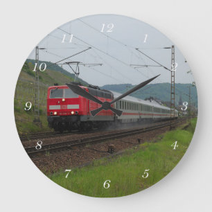 Grande Horloge Ronde Train des personnes dans Poméranie