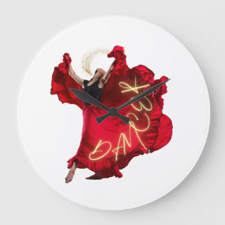 Grande Horloge Ronde Une femme dansant en robe rouge