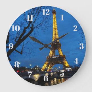 Grande Horloge Ronde Une Soirée Magique À Paris