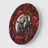 Grande Horloge Ronde Unique Red Calla Lilies Fantasy Countryside Weddin (Angle)