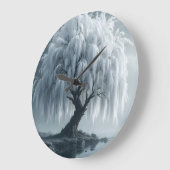 Grande Horloge Ronde Weeping willow by a pond, black and white (Angle)