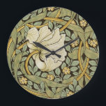 Grande Horloge Ronde William Morris Pimpernel Vintage Pré-Raphaelite<br><div class="desc">William Morris Pimpernel Floral Art Vintage Wallpaper Design William Morris était un créateur, un artiste, un écrivain et un socialiste anglais associé à la Fraternité pré-Raphaelite et au British Arts and Crafts Movement. Il fonde une entreprise de design en partenariat avec l'artiste Edward Burne-Jones et le poète et artiste Dante...</div>