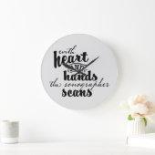 Grande Horloge Ronde With Heart and Hands the Sonographer Scans (Maison)