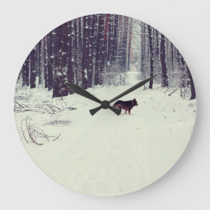 Grande Horloge Ronde Wonderland d'hiver : Forêt de pins neigeux