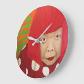 Grande Horloge Ronde Yayoi Kusama (Angle)