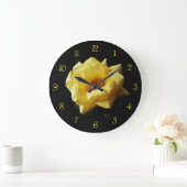 Grande Horloge Ronde Yellow Rose On Black Yellow Script Numbers (Maison)