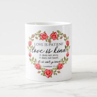 Grande Tasse 1 Corinthiens 13:4 L'amour est le coeur floral pat