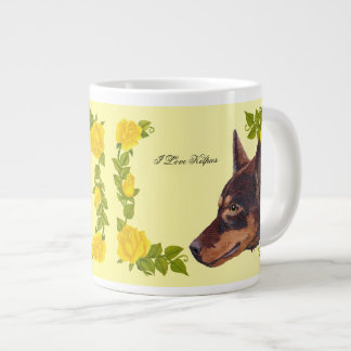 Grande Tasse 1 rouge, 1 Kelpie australien noir sur les roses