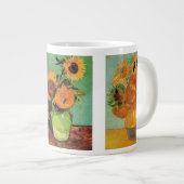 Grande Tasse 3 différentes peintures de tournesols de Vincent v (Devant droit)