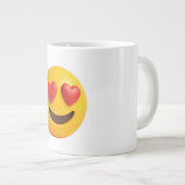 Grande Tasse 3d yellow smiling emoji face with heart shaped eye (Devant droit)