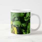 Grande Tasse Abeille sur Fleurs Jaunes (Droite)