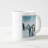 Grande Tasse Animaux de bébés cutest | Alimentation de pingouin (Devant droit)